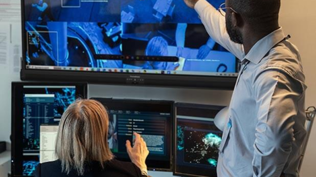 Equip the public sector with secure, compliant collaboration technology