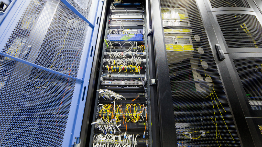 Server cabinet